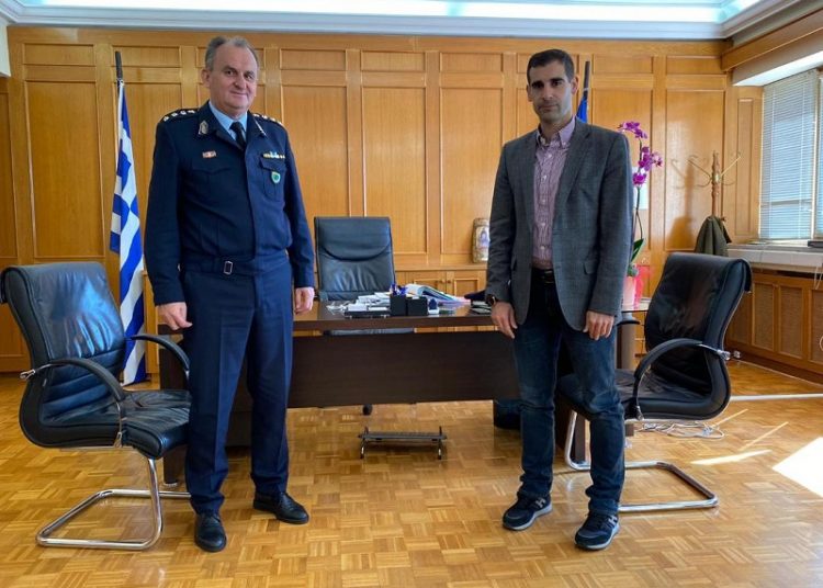 Συνάντηση Αντιπεριφερειάρχη Π.Ε Ηλείας Β. Γιαννόπουλου με τον Διευθυντή Αστυνομίας Ηλείας Παν. Μάνδαλο