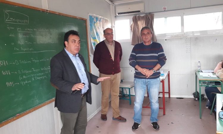 Επίσκεψη Τ.Αντωνακόπουλου στο υπό κατάληψη Ενιαίο Λύκειο Καράτουλα