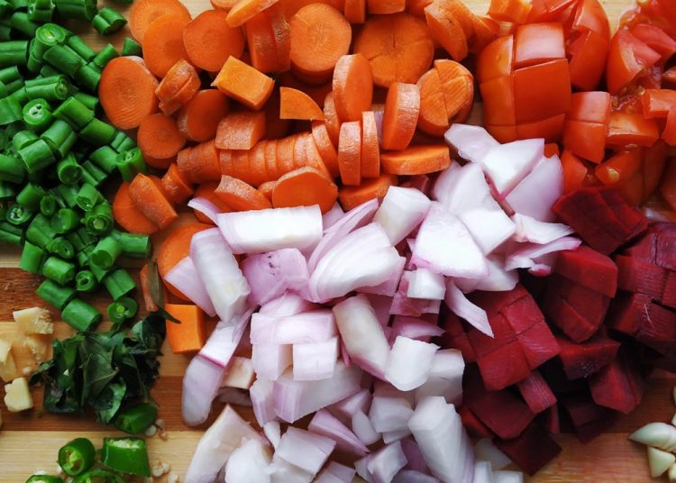 Πέντε αντικαρκινικά λαχανικά που ενισχύουν την άμυνα και ρίχνουν τα λιπίδια