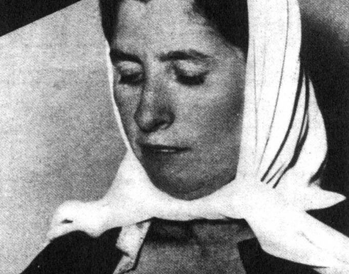 Πέθανε η «Αγία Αθανασία του Αιγάλεω» – Η ιστορία της βοσκοπούλας από την Αμαλιάδα