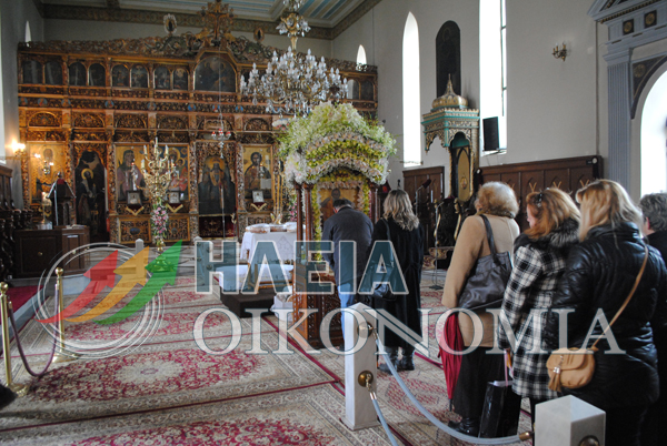 Απο νωρίς η προσέλευση των πιστών για το προσκύνημα της εικόνας του Πολιούχου
