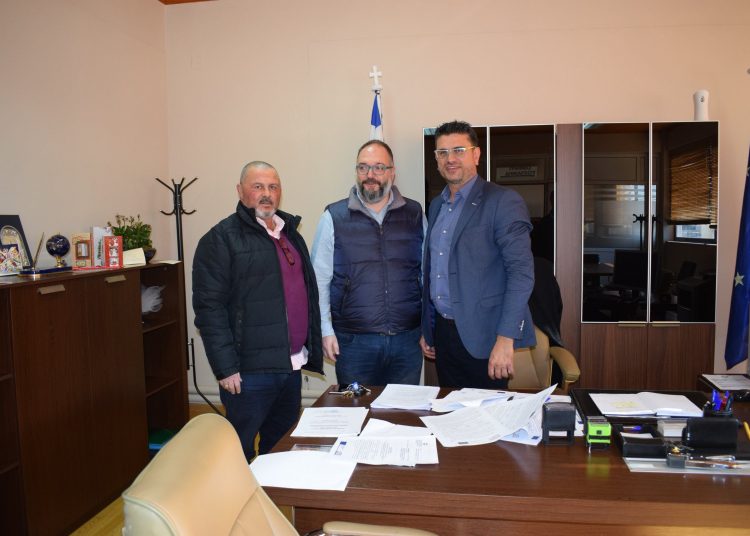 Στον Δήμο Ανδραβίδας-Κυλλήνης   Έργα Ανάπλασης και  Αναβάθμισης