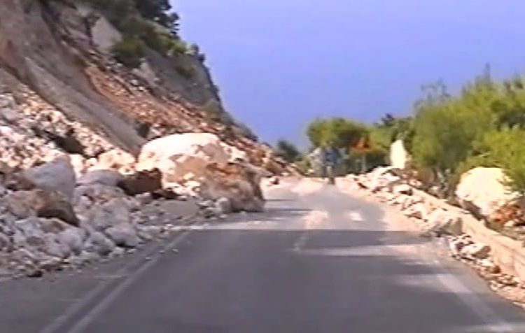 Νεκρή 60χρονη από το σεισμό στη Λευκάδα