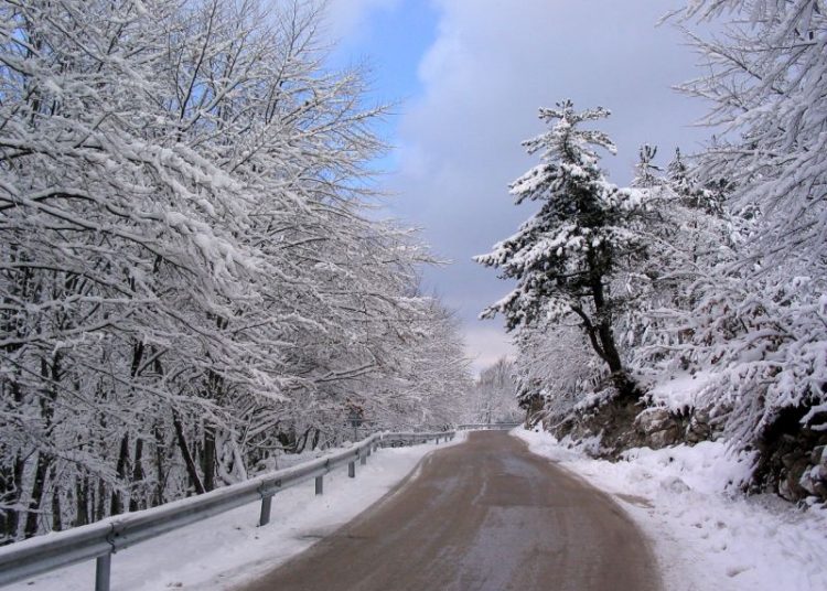 Υποχωρεί ο χιονιάς -Πόσο θα ανέβει η θερμοκρασία