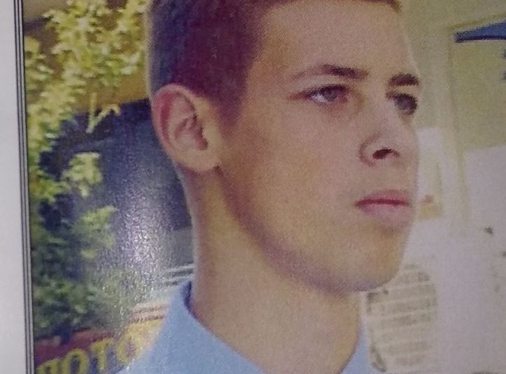 ΠΥΡΓΟΣ: Νέος 19 ετών έβαλε τέλος στη ζωή του πέφτοντας από πολυκατοικία (νεότερα)