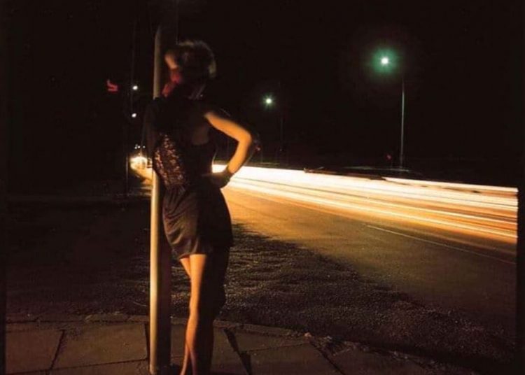 H Άννα, το… Αλμυρόν και ο μπάτσος