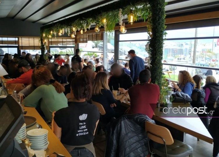 ΑΝ ΕΙΝΑΙ ΔΥΝΑΤΟΝ!!! – Έκλεισαν τα σχολεία και η μαθητιώσα νεολαία βγήκε στις καφετέριες