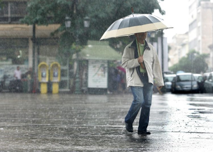 Ζέστη και λασποβροχή -Στους 17 ο υδράργυρος