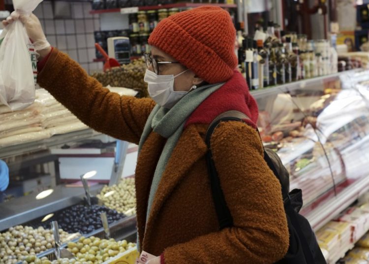 Κορονοϊός – Τουρκία: Σταματούν όλοι οι αθλητικοί αγώνες – Κλείνουν τα τζαμιά