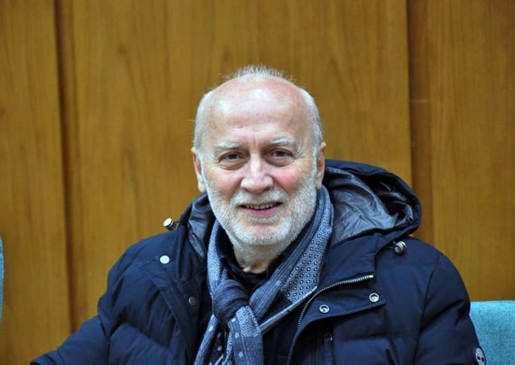 Χρ.Αθανάσουλας: Η ταμίας που χάριζε…