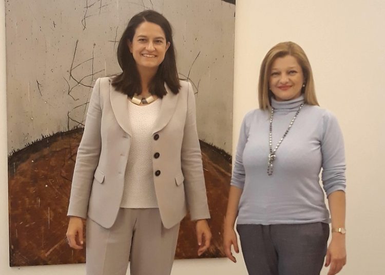 Αυγερινοπούλου: Ευχαριστήριο προς Υπουργείο Παιδείας – Παροχή laptops και tablets στους μαθητές που τα έχουν ανάγκη