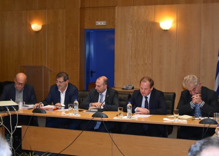 Ούτε λέξη για Πατρών-Πύργου ο Καραμανλής στην συνάντηση με Πελετίδη