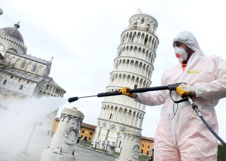 Αμείωτος ο ρυθμός των κρουσμάτων στην Ιταλία – 345 νεκροί σε μία ημέρα
