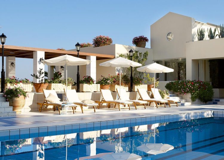 ΔΥΤ. ΕΛΛΑΔΑ: Πιάσαμε πάτο και στον Τουρισμό!