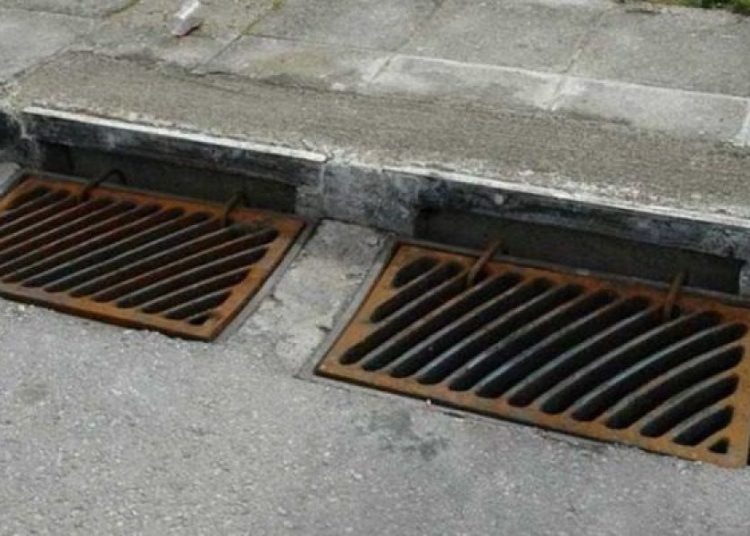 Κλέβουν σχάρες από την Πατρών – Πύργου