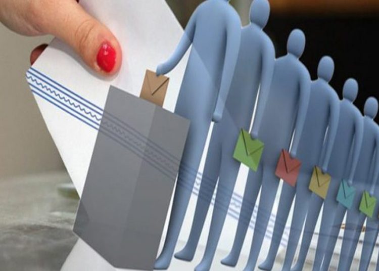 Στις 14 μονάδες η ψαλίδα ανάμεσα σε ΝΔ και ΣΥΡΙΖΑ