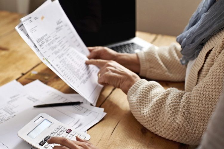 Ποιους τραπεζικούς λογαριασμούς θα ελέγξει φέτος η Εφορία