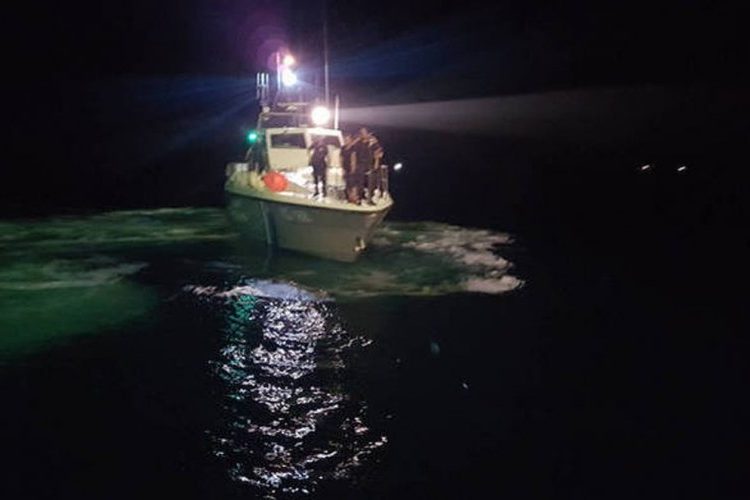 Δύο νεκροί σε ανατροπή σκάφους στο Αντίρριο
