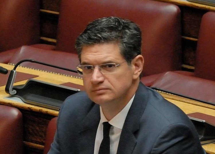 Δ.Καλαματιανός: «Κοινωνικό δικαίωμα η προστασία της πρώτης κατοικίας»