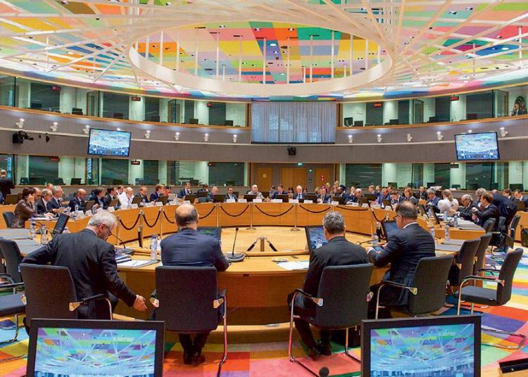 Σχέδιο για μείωση προκαταβολής φόρου 30%