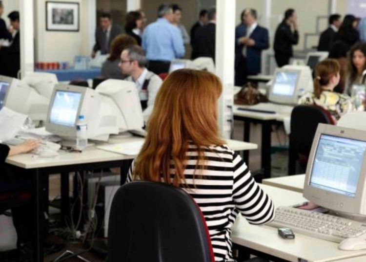 Δημόσιο: Αλλαγές στην αναγνώριση προϋπηρεσίας -Ποιους επηρεάζουν