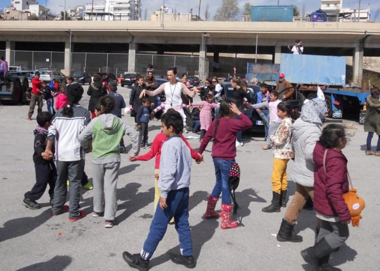 ΜΚΟ business: 450 ΜΚΟ-Φαντάσματα έκαναν πάρτι με λεφτά για το προσφυγικό. Εξετάζονται για υπόγειες σχέσεις με τα κυκλώματα των διακινητών!