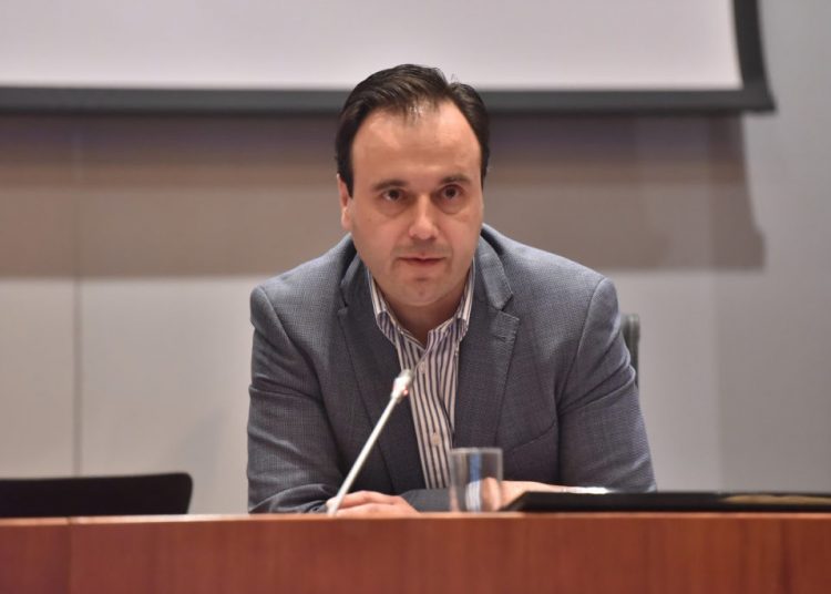 Πρόεδρος ΚΕΔΕ Παπαστεργίου: ΟΧΙ στους Δημάρχους που φτιάχνουν μόνο πεζοδρόμια και πλατείες