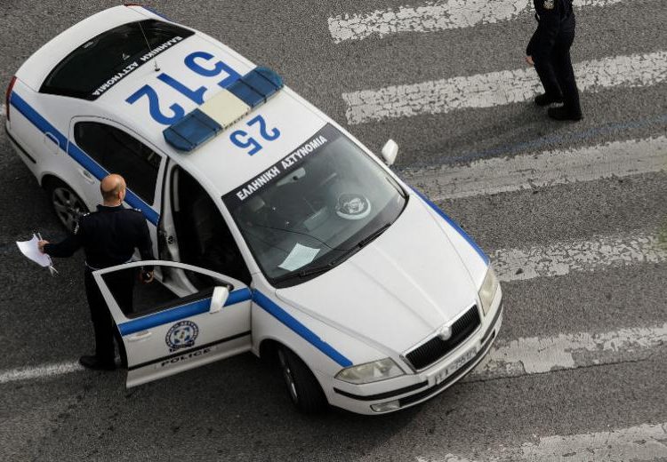 Συνελήφθη αστυνομικός που είχε διαπράξει 11 ληστείες
