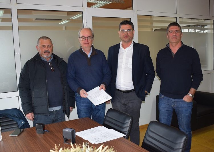 Λεχαινά, Ανδραβίδα και Μυρσίνη: Έπεσαν οι υπογραφές για έργα ασφαλτόστρωσης