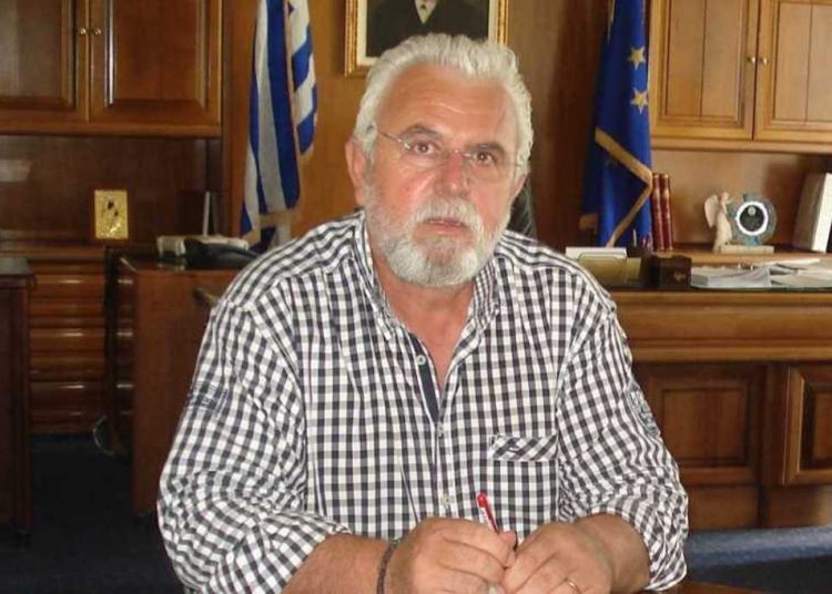 Χρ.Χριστοδουλόπουλος:”Περιμένοντας τον (Αϊ) Βασίλη…”