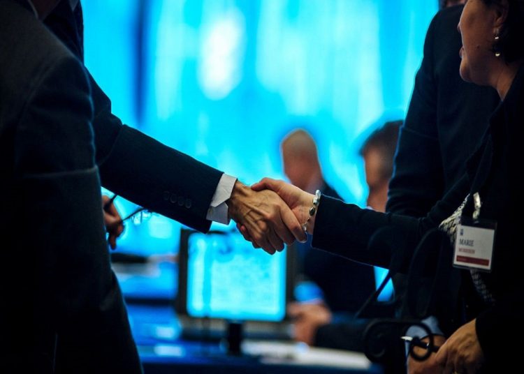 10 θέσεις εργασίας στο Δήμο Ηλιδας