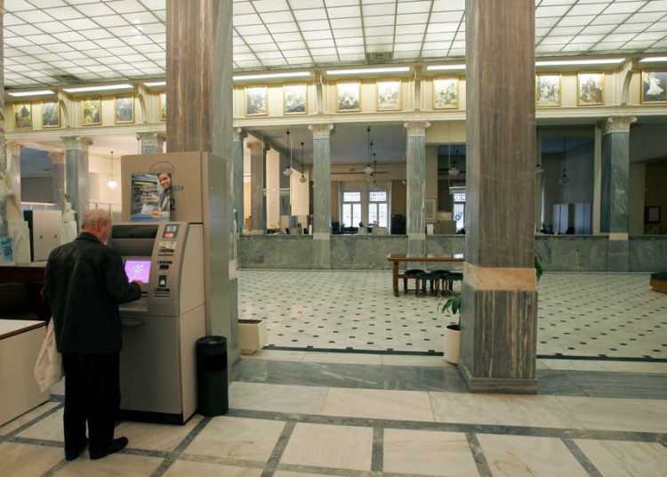 Η νέα ρύθμιση χρεών σε εφορία και ταμεία σε έως 120 δόσεις