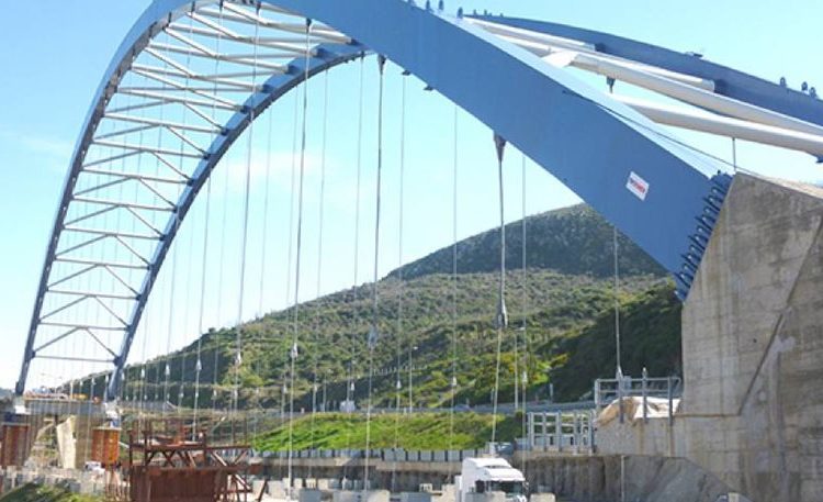 Έτοιμη η τοξωτή γέφυρα Τσακώνας