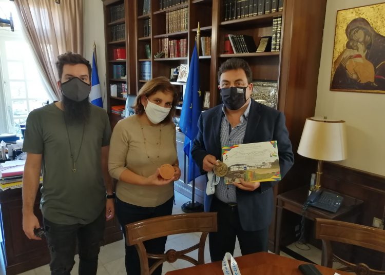 Επίσκεψη της κ.Σοφίας Χίντζιου-Κοντογιάννη στον δήμαρχο Πύργου κ.Παναγιώτη Αντωνακόπουλο