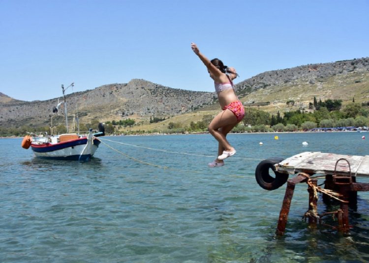 Έρχεται καύσωνας – Πώς να προστατευτείτε