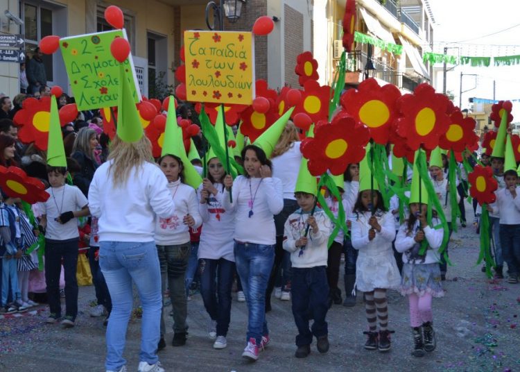 Λεχαινά: Ξεφάντωσαν μικροί και μεγάλοι καρναβαλιστές (φωτο)
