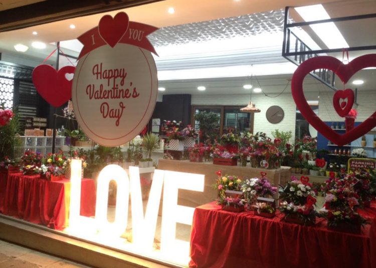 Ένα μπουκέτο αγάπης από το ανθοπωλείο Ελένης Ασημακοπούλου