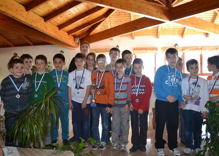 Σκάκι: Με επιτυχία διεξήχθη το 1ο διασυλλογικό rapid Ολυμπιακό Πνεύμα 2013