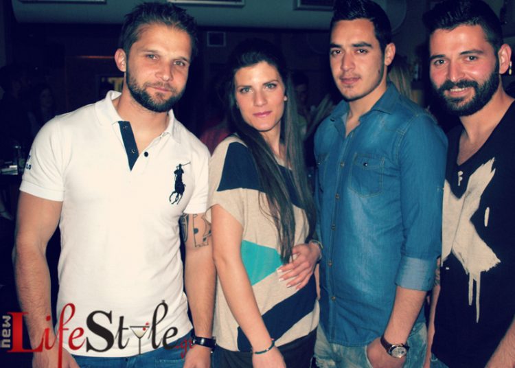 Social Cafe, Σάββατο 20/04/13. Δείτε Τις Φωτογραφίες Σας !