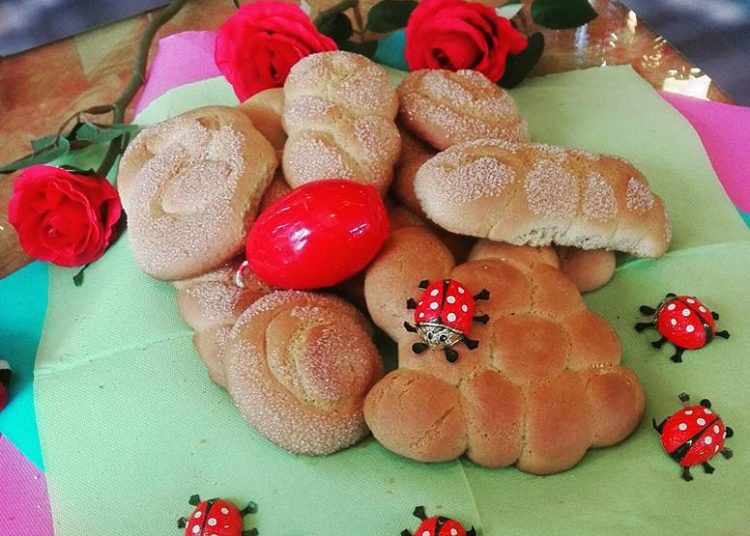 Το Οινομαγειρείο “Τα Μαγούλιανα” σας εύχεται Καλό Πάσχα!