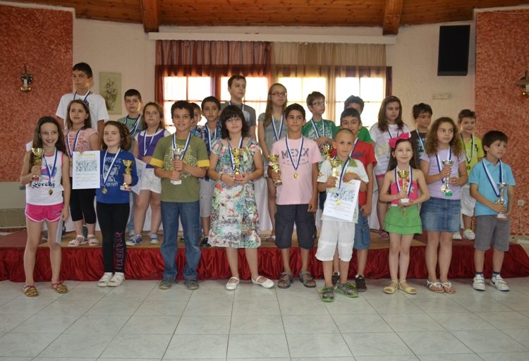 2ο Ατομικό Ομαδικό Σχολικό Πρωτάθλημα Ν Ηλείας 2013.Σαρωτικό το 1ο Δημοτικό Πύργου