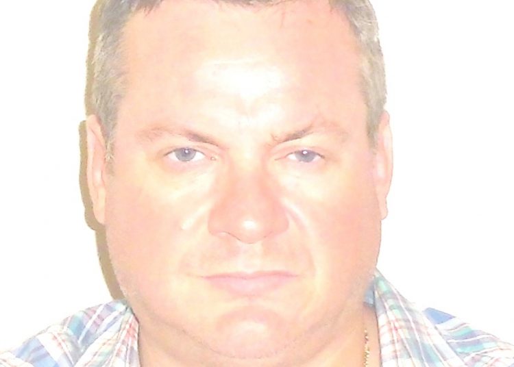 Η υποκρισία και οι απολύσεις