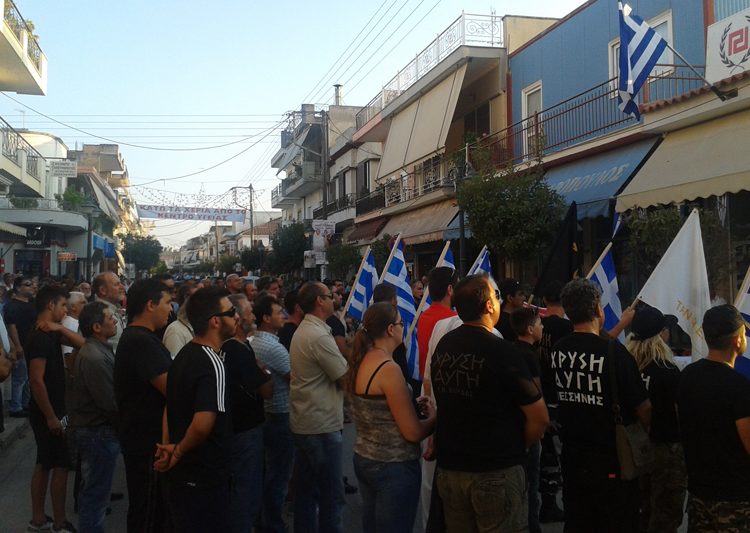 Τα εγκαίνια των γραφείων Χρυσής Αυγής στη Βάρδα