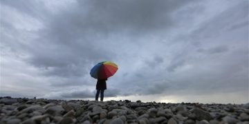 Με συννεφιασμένο καιρό οι εκδηλώσεις για την επέτειο του Πολυτεχνείου – Πού και πότε θα βρέξει