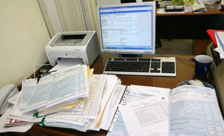 100.000 ραβασάκια θα στείλει σήμερα η εφορία