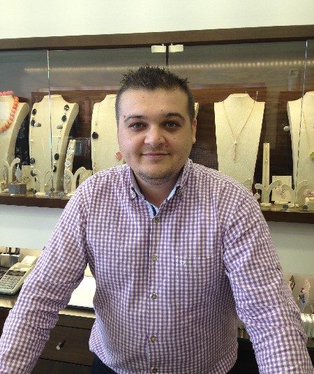 Ο μέτρ των κοσμημάτων: Μάκης Ρουσόπουλος (φωτο)