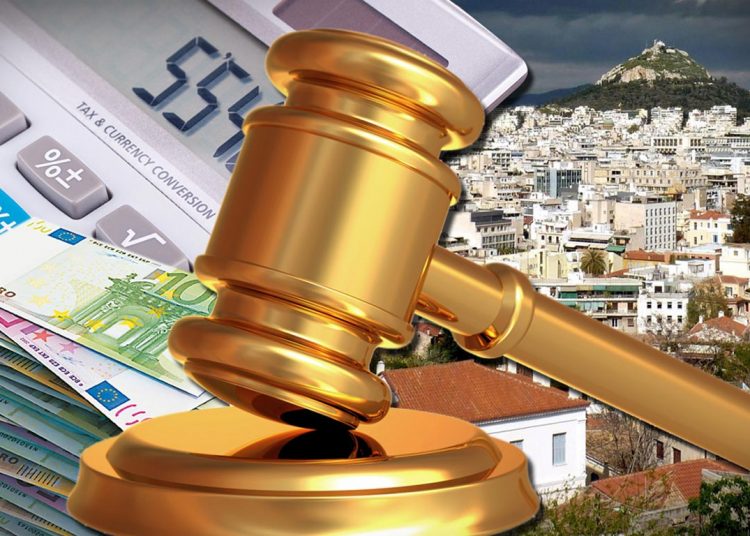 Έρχονται κατασχέσεις και πλειστηριασμοί για να μην ενεργοποιηθεί ο “κόφτης” –  Στο στόχαστρο όσοι χρωστούν στο Δημόσιο και τα ασφαλιστικά ταμεία