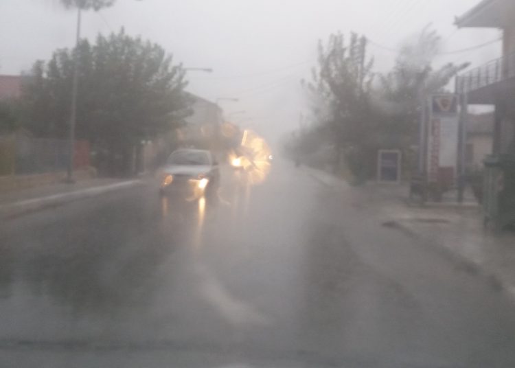 Έντονες βροχοπτώσεις σε περιοχές της Ηλείας
