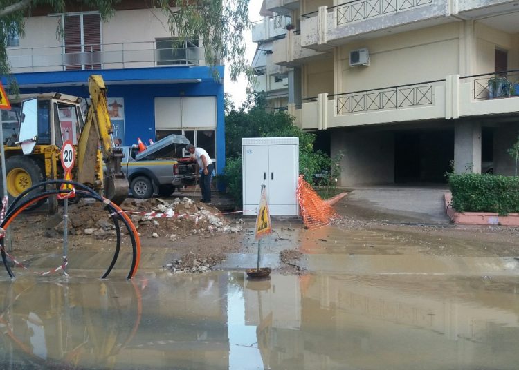 ΠΥΡΓΟΣ: Συντριβάνι η Ερυθρού Σταυρού λόγω… ΟΤΕ