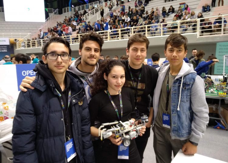 Με επιτυχίες το 3ο ΓΕΛ Πύργου Pierre de Coubertin στον Τελικό του Πανελλήνιου Διαγωνισμού Εκπαιδευτικής Ρομποτικής στο Γαλάτσι Αττικής
